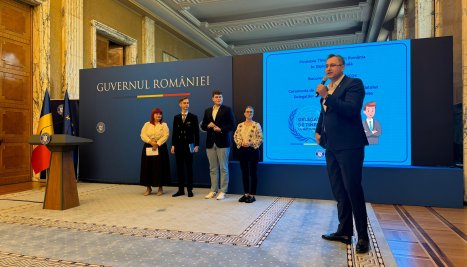 Fotografie de la Predare-primire mandat ”Delegat de tineret la Națiunile Unite”