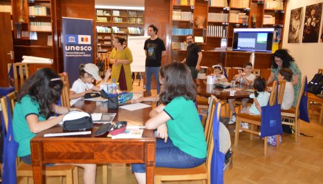 Fotografie de la La pas pe Calea Eroilor -Brâncuși- în benzi desenate