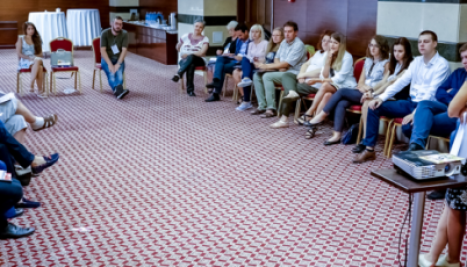 Fotografie de la Discuție cu Burda România