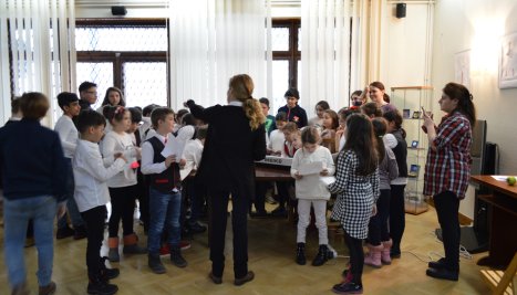 Fotografie de la Non-formal workshop on International Day of Poetry