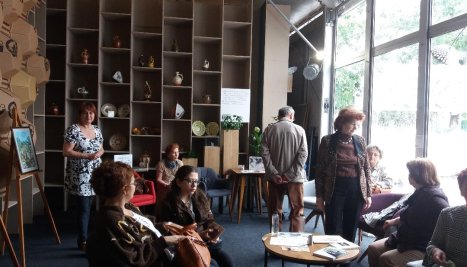 Fotografie de la Future Folk  - prezentat la Art Safari