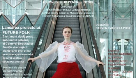 Fotografie de la „Future Folk” aduce în actualitate valori şi simboluri ale costumului tradiţional 