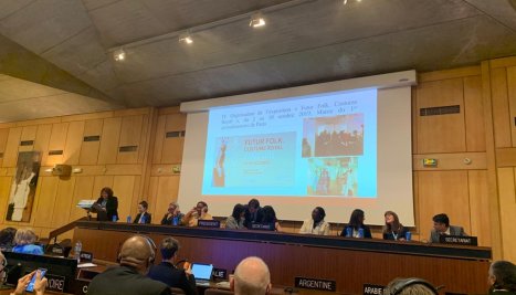 Fotografie de la Presentation of best practices at the VIth Interregional meeting of National Commissions for UNESCO