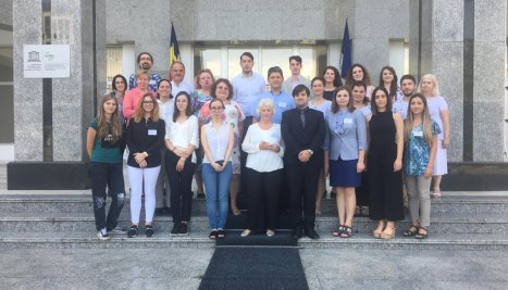 Fotografie de la Universitatea de Vară “Bunele practici în educația pentru dezvoltare durabilă”