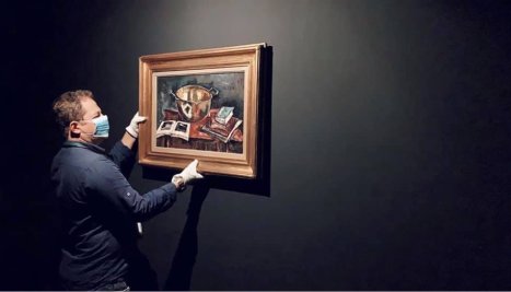 Fotografie de la The Bucharest Art Pavilion Art Safari opened its doors this year as well!