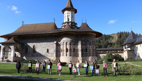 Fotografie de la ”UNESCO Art and Heritage” creation camp at Sucevița Monastery
