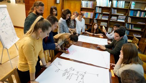 Fotografie de la Reuniune de lucru cu Asociațiile și Cluburile pentru UNESCO din România, 13 mai 